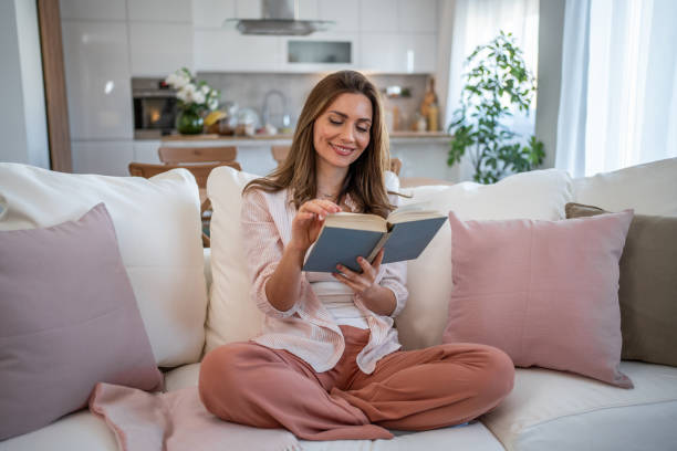 Reading – a timeless hobby for classy women to gain knowledge, inspiration, and relaxation