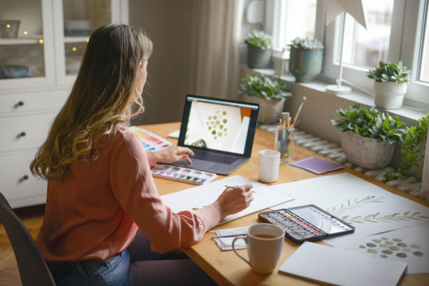 "Graphic Design with Photoshop or Canva – A creative and skill-building hobby for women in their 40s"