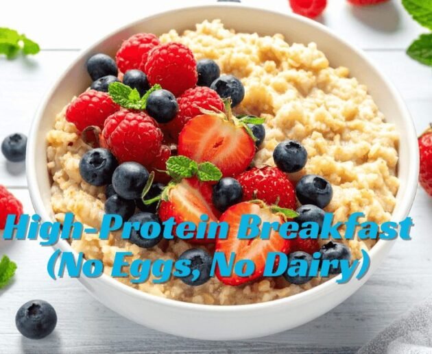 High-protein breakfast with no eggs featuring a bowl of granola, yogurt, and fresh berries on a bright morning table.